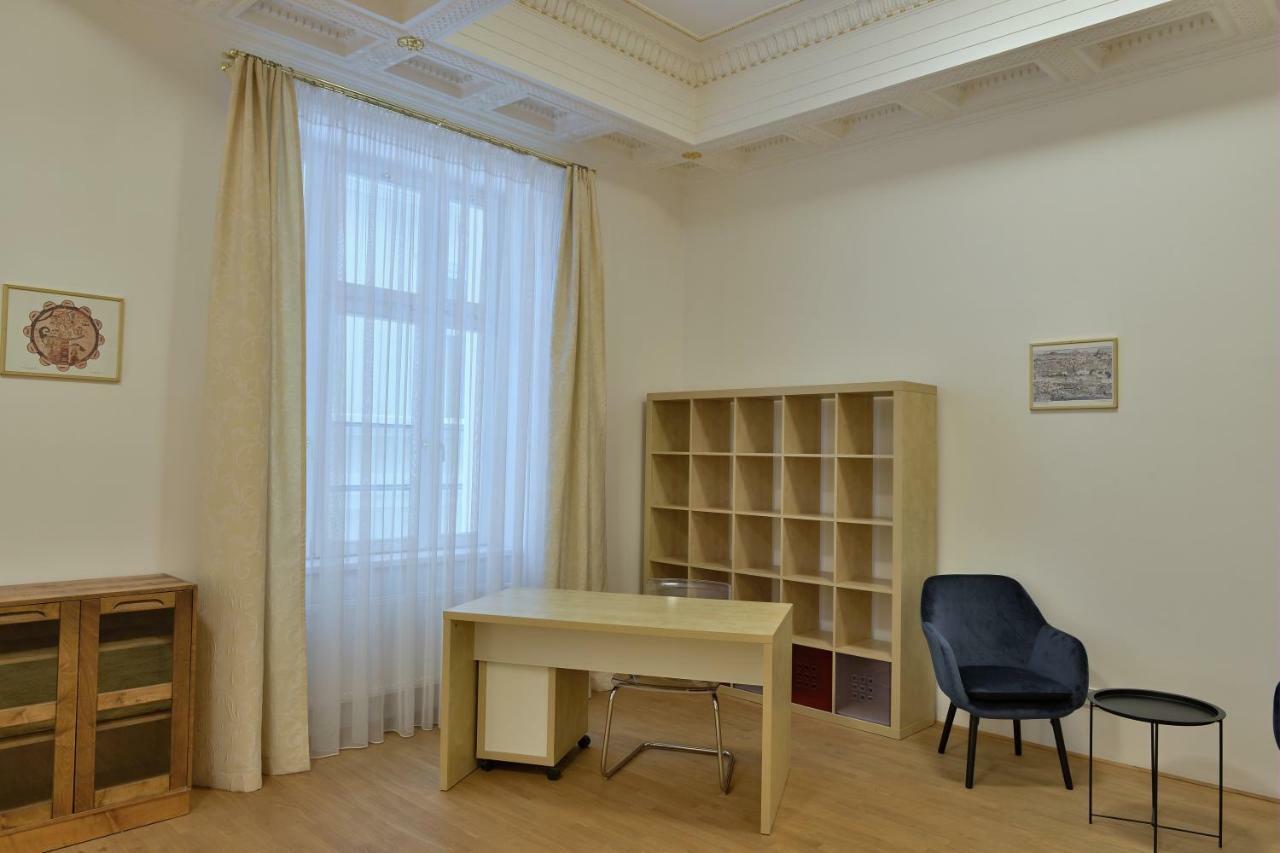 Kolonada Luxury 2 Bedroom Apartment With Balcony Mariánské Lázně Екстериор снимка