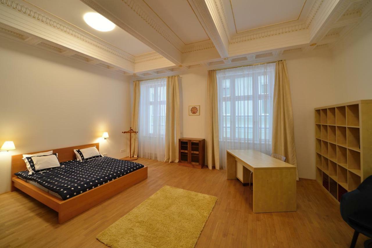 Kolonada Luxury 2 Bedroom Apartment With Balcony Mariánské Lázně Екстериор снимка